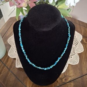 Turquoise Beaded Necklace 18"